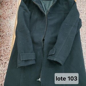 Tapado Negro de Paño Victoria M. Ortiz Talle XL - imagen 2