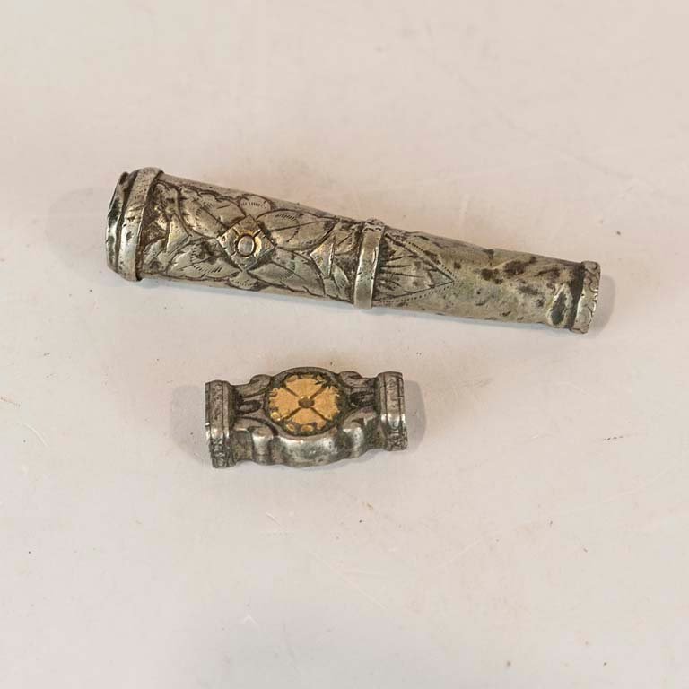 Lote siguiente: Platería criolla con mango y pasador de plata