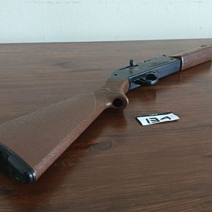 Rifle de Aire Comprimido Crosman Pumpmaster 760 - Marrón y Negro - imagen 5
