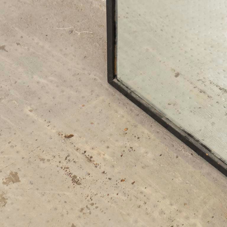 Item 2113544 - Image 1