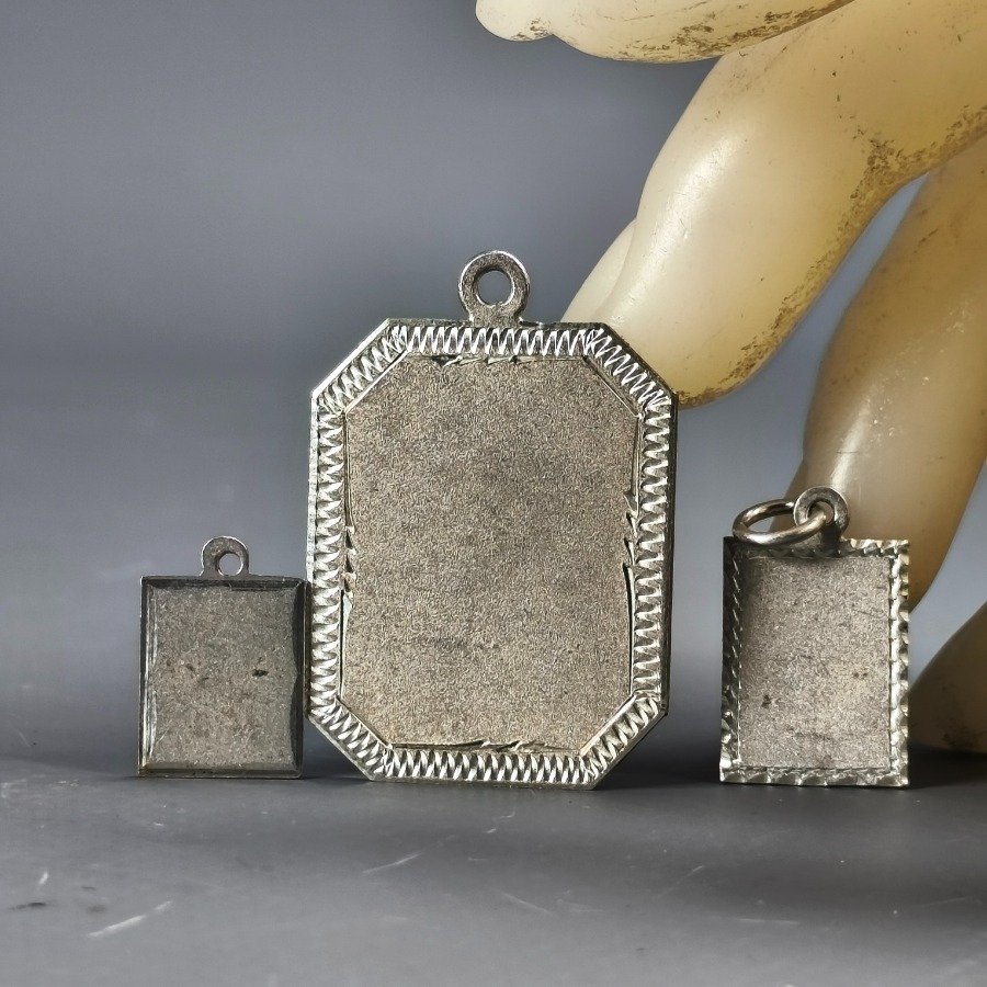 Item 16330 - Image 5