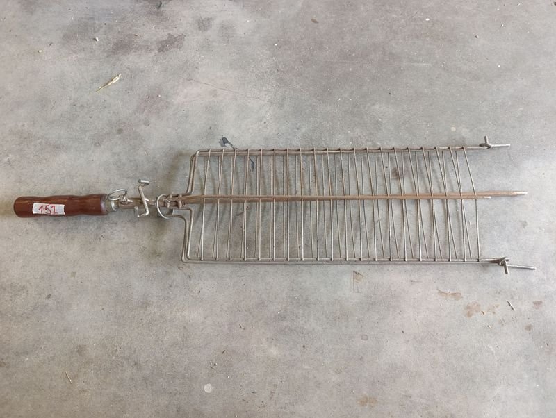Lote siguiente: Parrilla para asar carnes de alta calidad