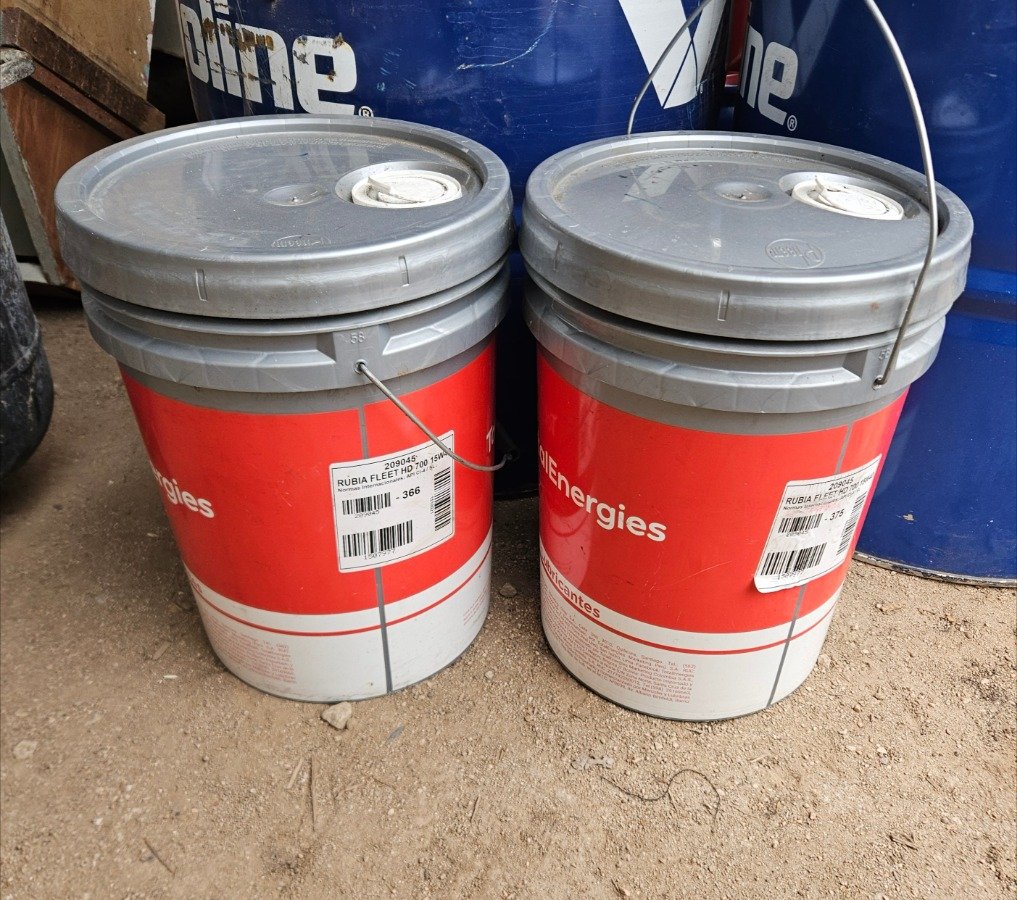 Lote: baldes plastico de 20 litros buena calidad