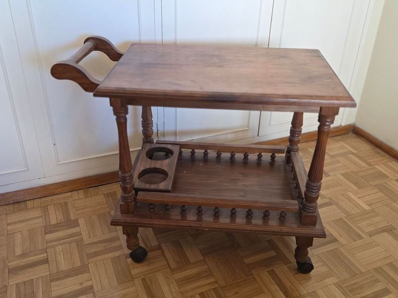 Barcito rodante en madera maciza de excelente condición - imagen 2