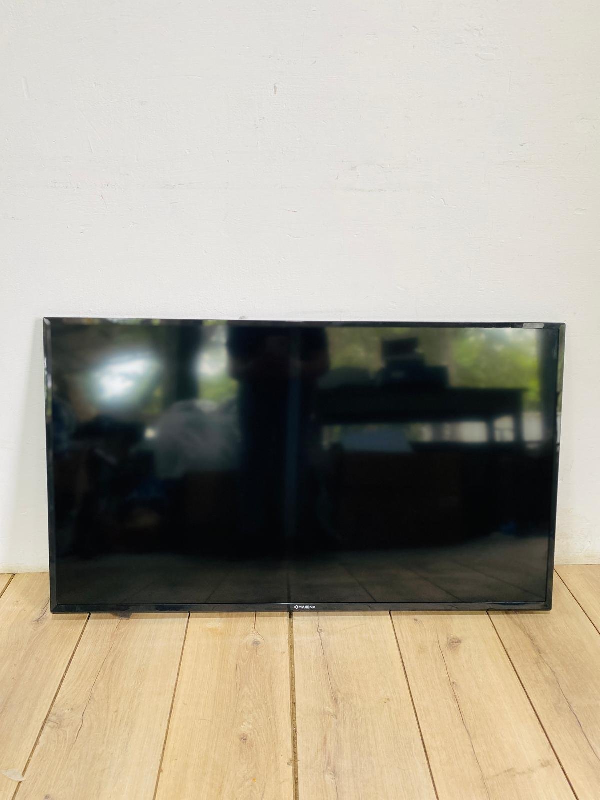 Item smartv-makena-40-prende-con-detalles - Image 0