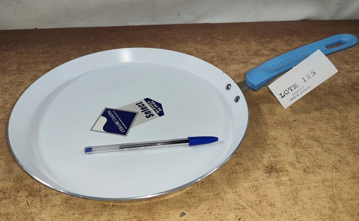 Item 16697 - Image 0