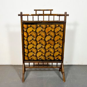 Lote anterior: Paravant de Caña con Tapizado Vegetal Estilo Paisley
