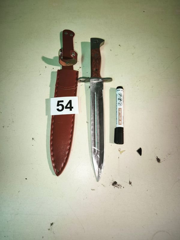 Bayoneta AK-47 con Funda y Marcador