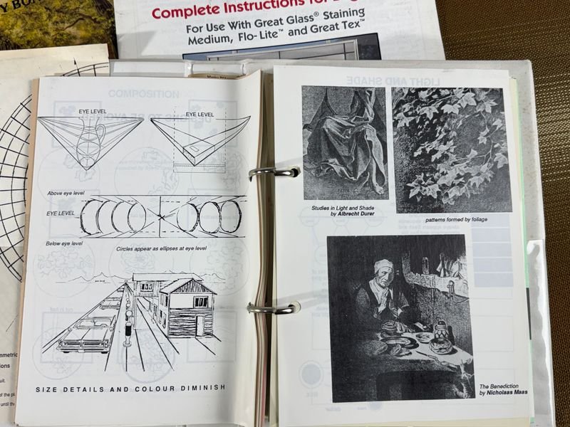Gran lote de libros y artesanías en inglés - imagen 12