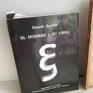 Lote de Libros: Urbanismo, Economía, Arquitectura y Casa de las Américas - imagen 2