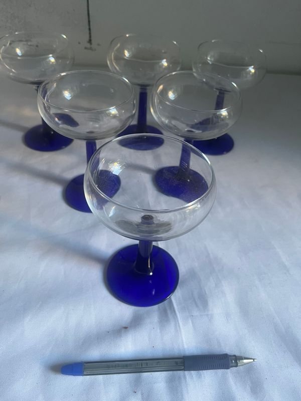 Juegos de copas de vidrio azul - imagen 2