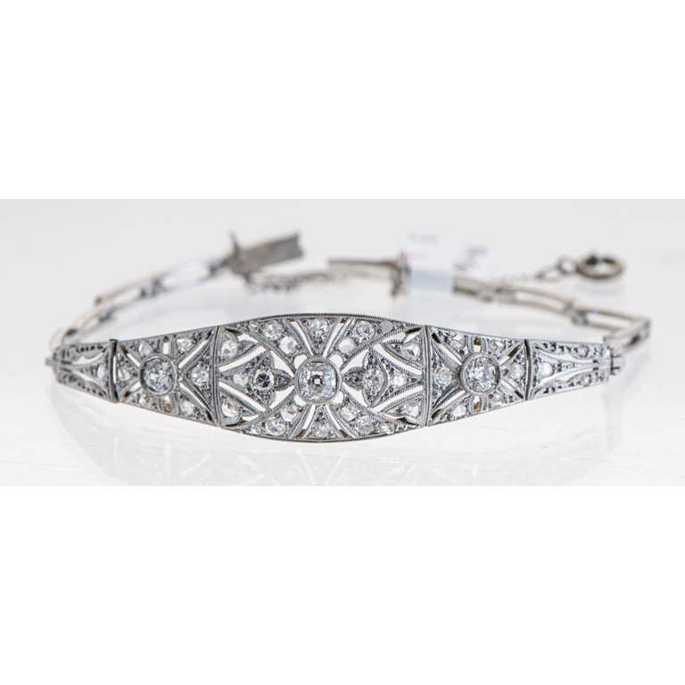 Lote siguiente: Pulsera oro gris con brillantes