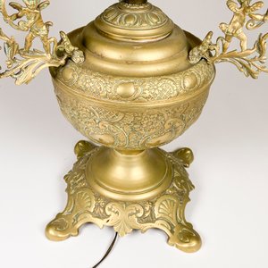 Lámpara de Bronce Labrada con Depósito y Asas Decoradas, Pantalla Opalina - imagen 4