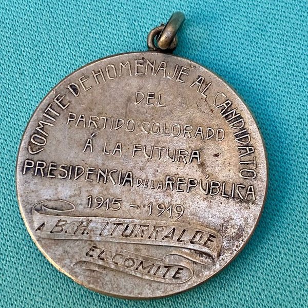Medalla conmemorativa de Dr. Feliciano Viera - Presidente de la República Oriental del Uruguay 1915-1919 - imagen 2