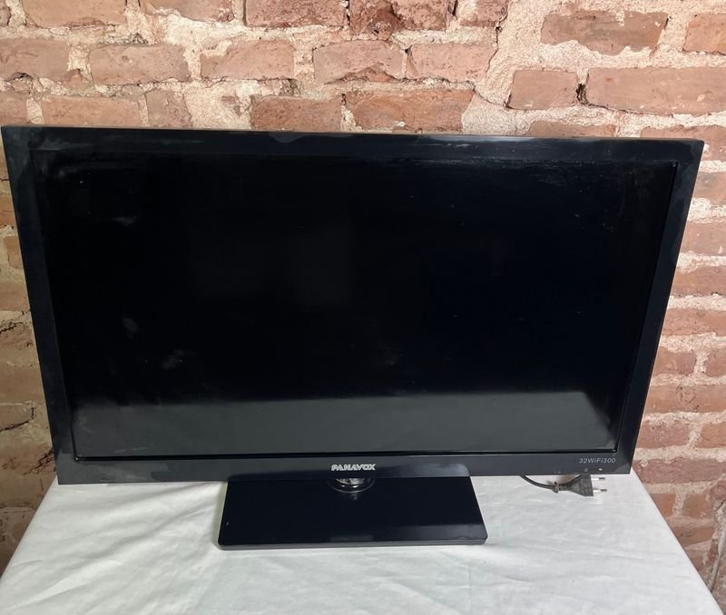 Televisor Panavox Smart 40' con Control Remoto