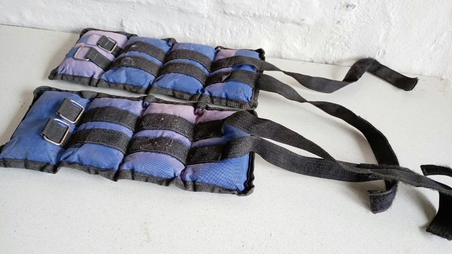 Par de Pesas para Tobillos y Muñecas Ajustables