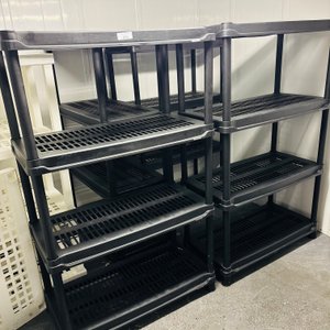 Lote anterior: Dos Estanterías Plásticas Negras Rimax 90x47x145cm