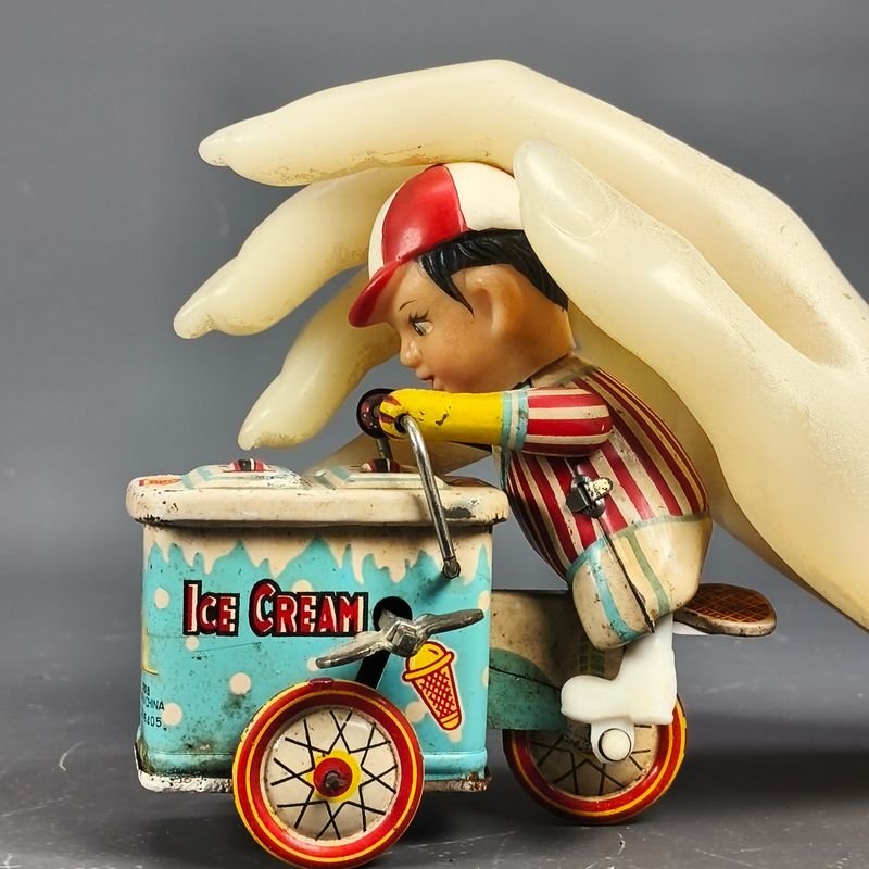 Carrito de helado vintage de juguete - imagen 9