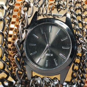 Reloj de Dama con Pulsera Doble Vuelta de Cadenas - imagen 3