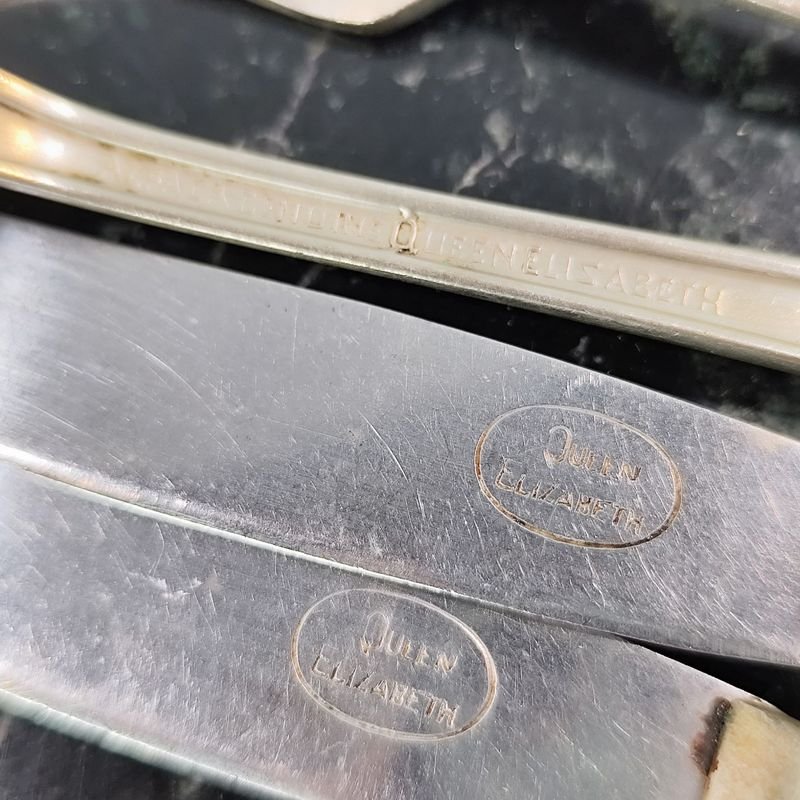 Item 880389 - Image 0