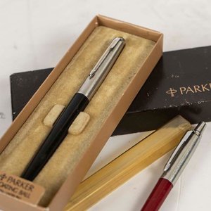 Set de 2 Lapiceras Parker Clásicas con Estuche - imagen 2