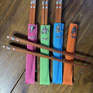 Juego de 4 Pares de Palitos Chinos de Madera con Fundas Originales Thailand - imagen 2