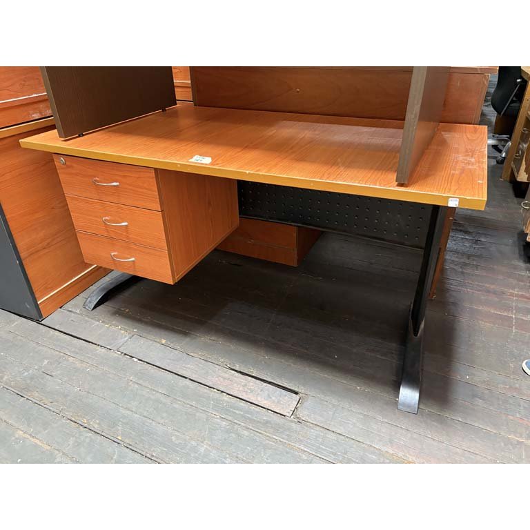 Item 2104603 - Image 0