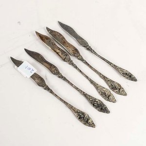 Juego de 5 Cuchillos de Postre Cincelados Sellados 800 - imagen 1