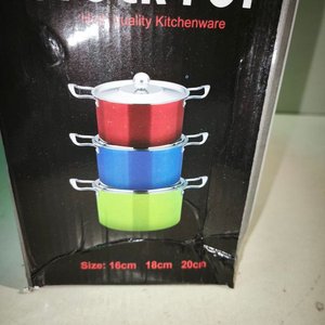 Juego de 3 Ollas Stock Pot de Colores con Tapas de Acero Inoxidable - imagen 3