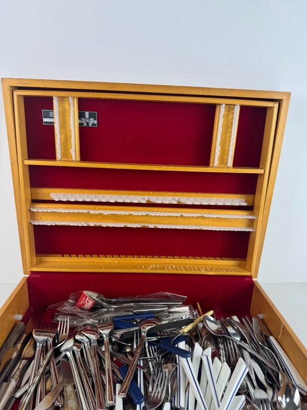 Item 884698 - Image 6