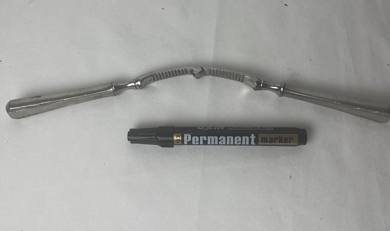 Marcador permanente y nutcracker de metal - imagen 4