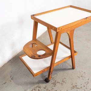 Mesa Bar Rodante de Madera con Estantes y Detalles en Lustre - imagen 2