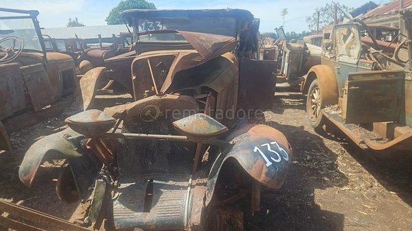 Camioneta Antigua de Colección