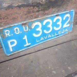 Lote de 3 Chapas Patentes Antiguas de Uruguay: Soriano, Paysandú y Lavalleja - imagen 4