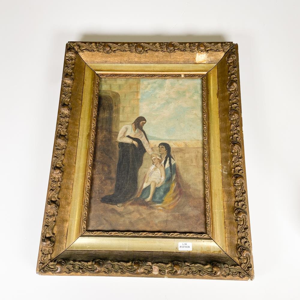 Cuadro al óleo sobre tela: Pareja con niño y figura religiosa, marco de madera dorado