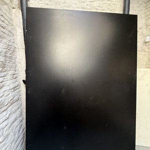 Lote siguiente: Lote de 5 Estanterías Negras de Madera