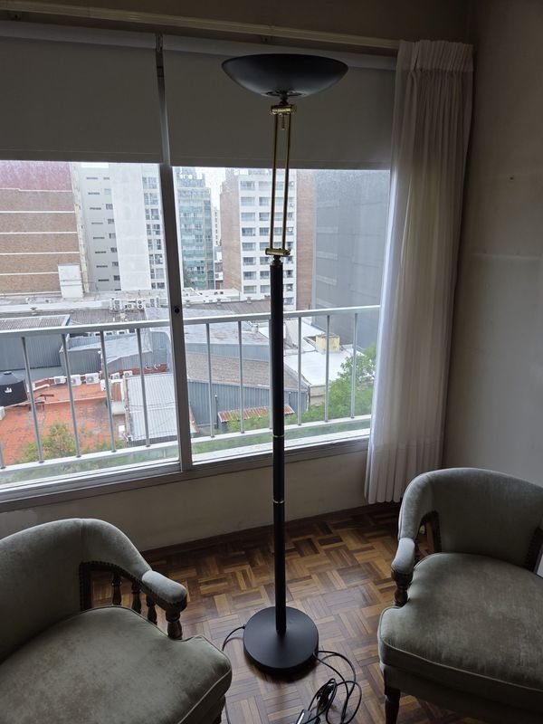 Lote anterior: Lámpara de pie moderna ajustable