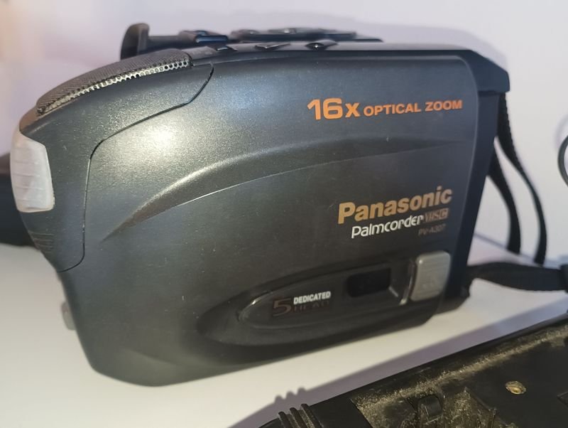 Filmadora Panasonic Palmcorder PV-A307 - imagen 7