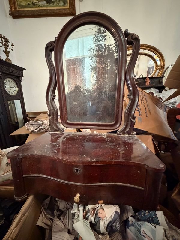Tocador Victoriano Antiguo en Madera Caoba