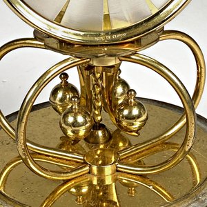 Reloj de Sobremesa Alemán en Bronce con Cúpula de Cristal - imagen 4