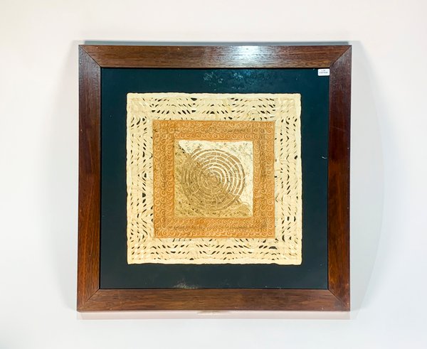 Cuadro Técnica Mixta "Espiral Beige y Marrón" 40x40 cm con Marco 62x62 cm - imagen 1