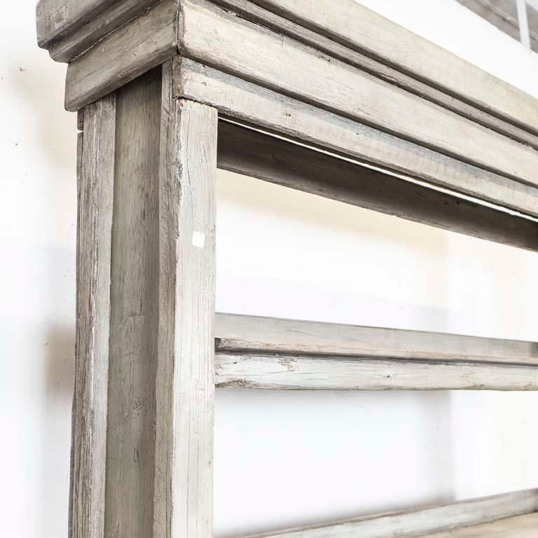 Mueble rústico con estantería y detalles en la pintura y madera - imagen 3