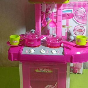 Lote anterior: Juego de Cocina Infantil Rosa con Accesorios