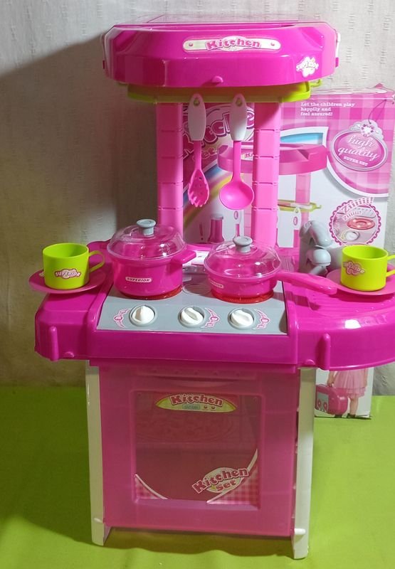 Juego de Cocina Infantil Rosa con Accesorios