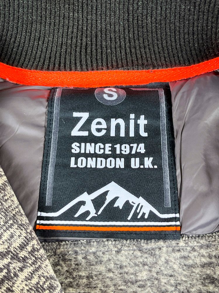 Campera Zenit de punto con mangas de hilo, con capucha - imagen 3
