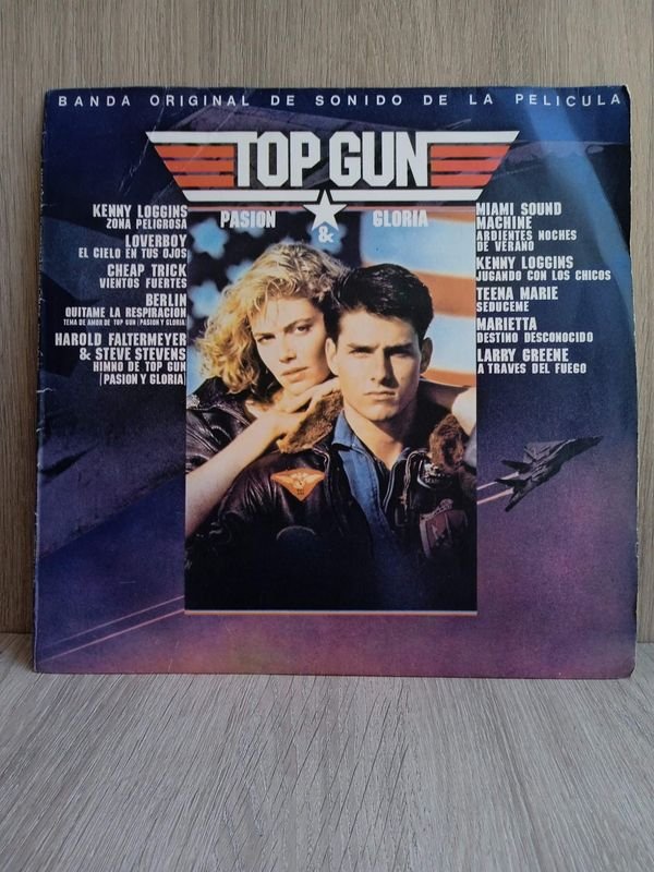 Lote siguiente: Disco LP Banda Sonora de Top Gun en Vinilo