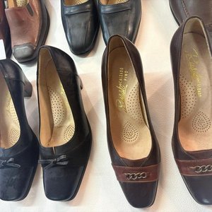 Lote de 5 Pares de Zapatos de Cuero para Dama - Talle 36 - imagen 3