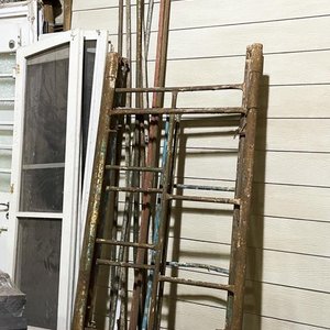 Dos Andamios Metálicos de Construcción - imagen 1