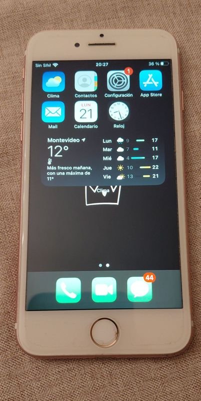 iPhone 7 Rose Gold 32GB en Buen Estado - imagen 1