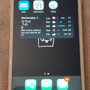 Lote anterior: iPhone 7 Rose Gold 32GB en Buen Estado